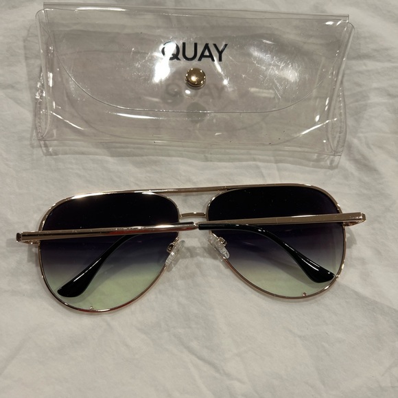Quay Aviator Sunglasses - Picture 3 of 3